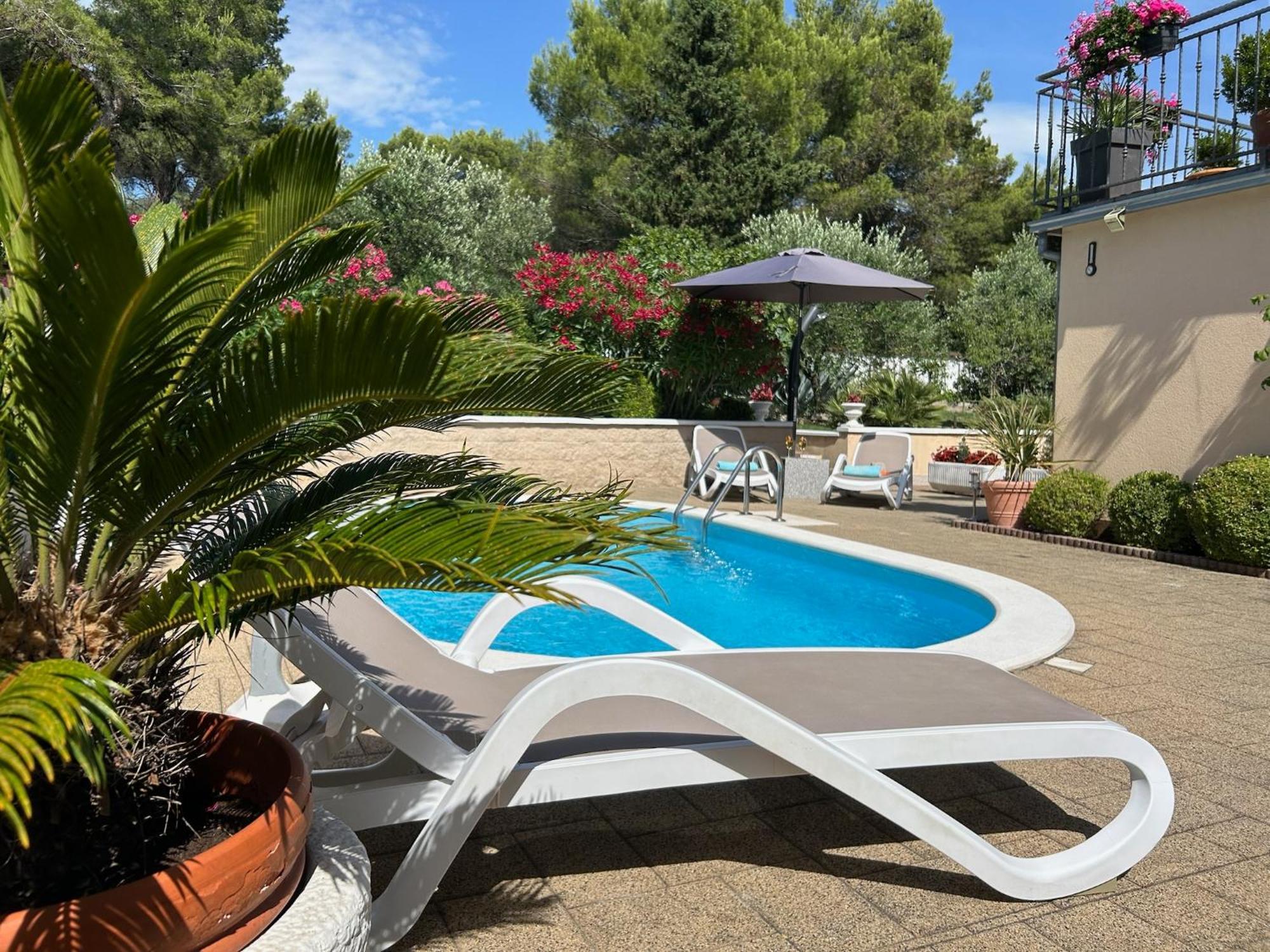 Holiday Home Villa Romantica Sveti Filip i Jakov Exterior foto