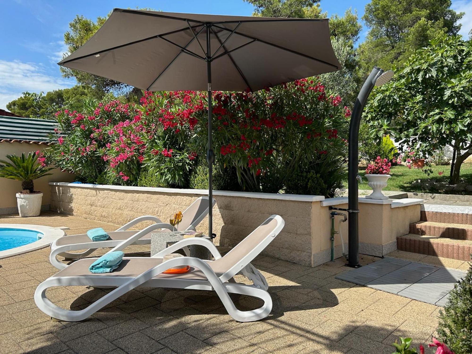 Holiday Home Villa Romantica Sveti Filip i Jakov Exterior foto